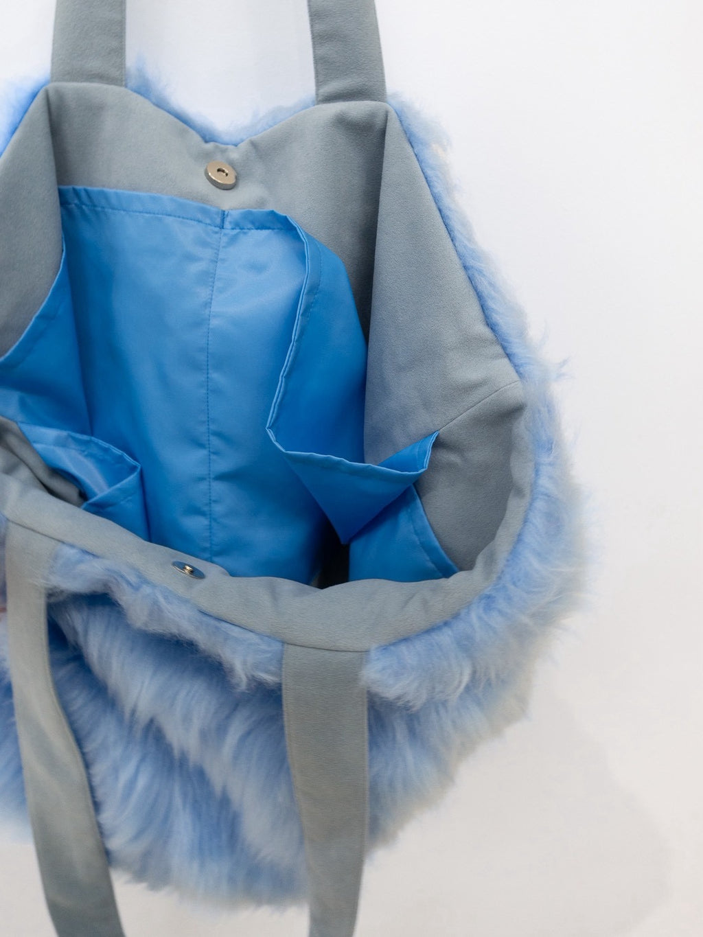 "COAST" / SMOKE BLUE
