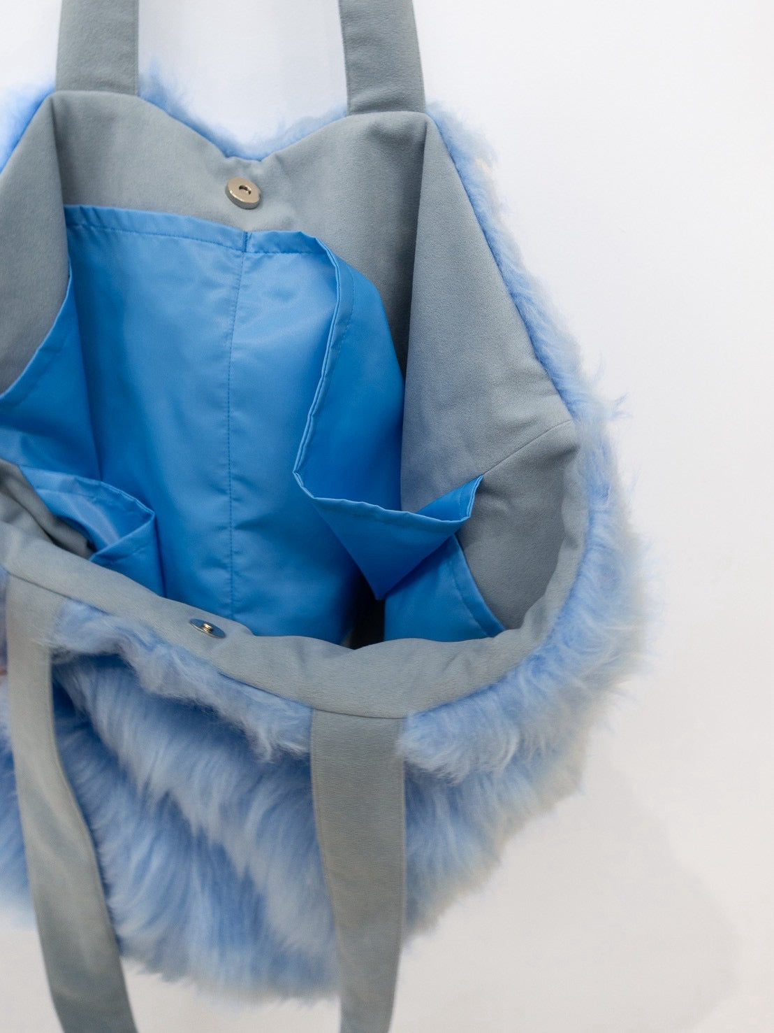 "COAST" / SMOKE BLUE