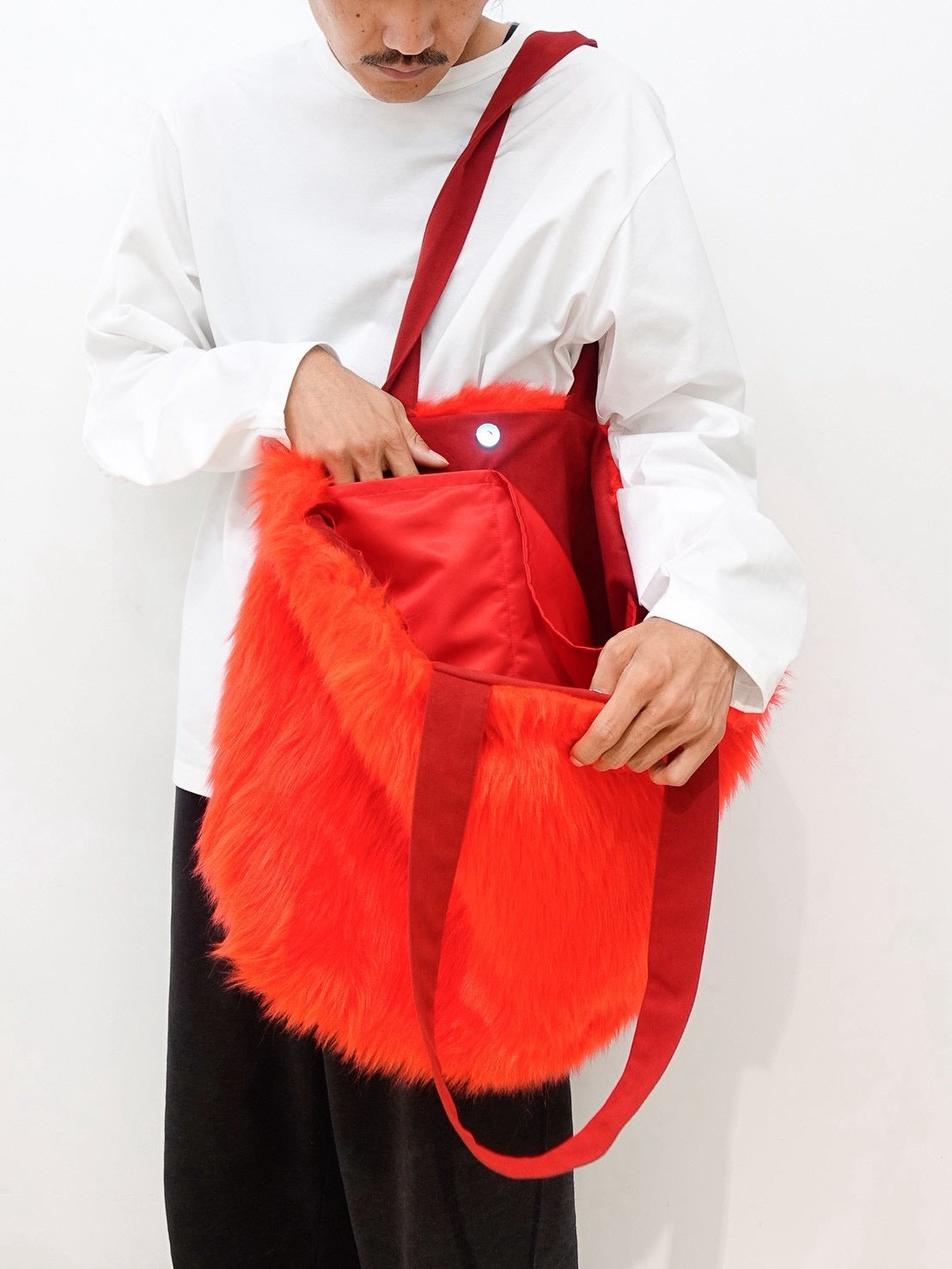 "COAST" / RED