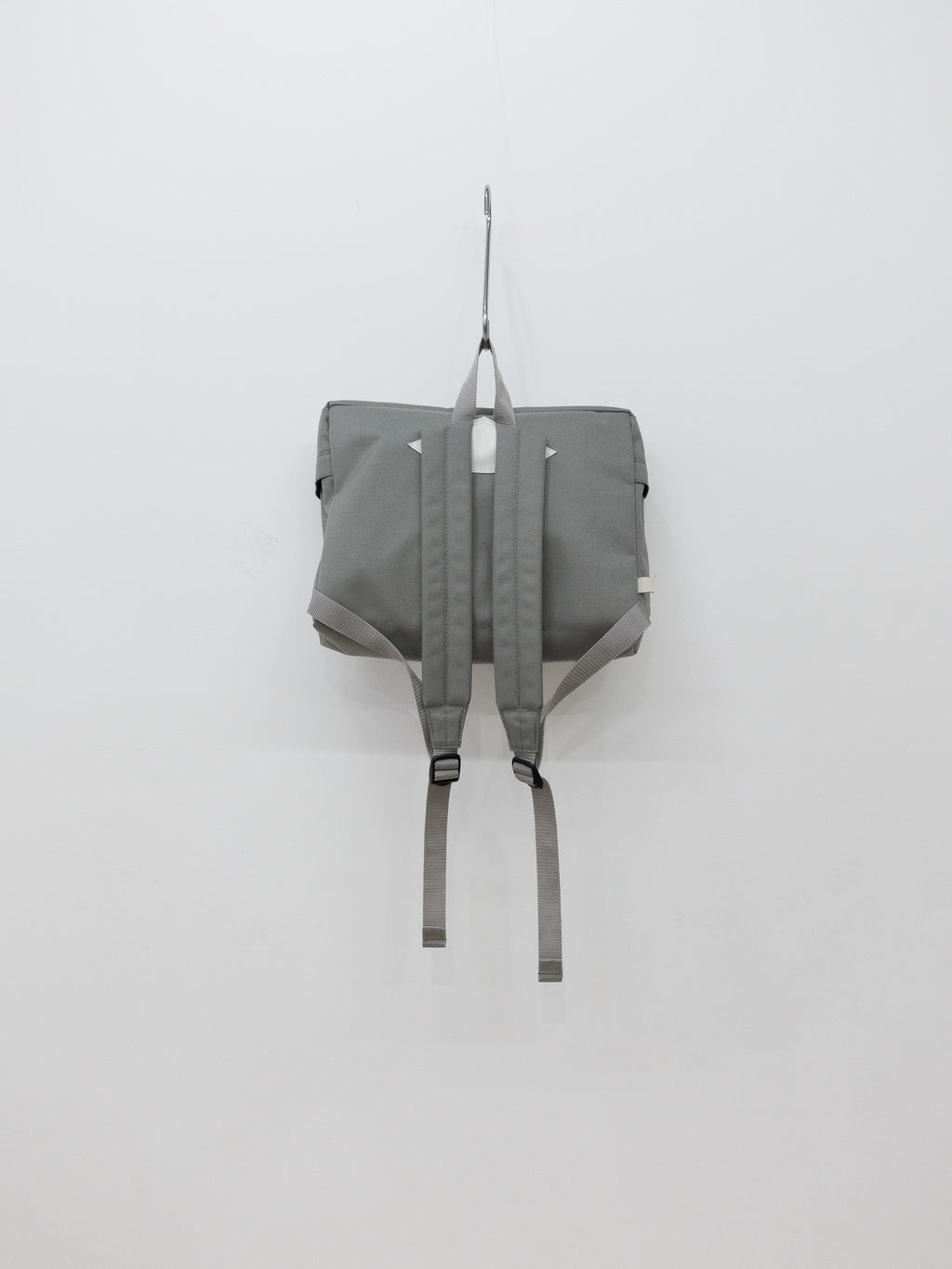"LIGHT" / GREY