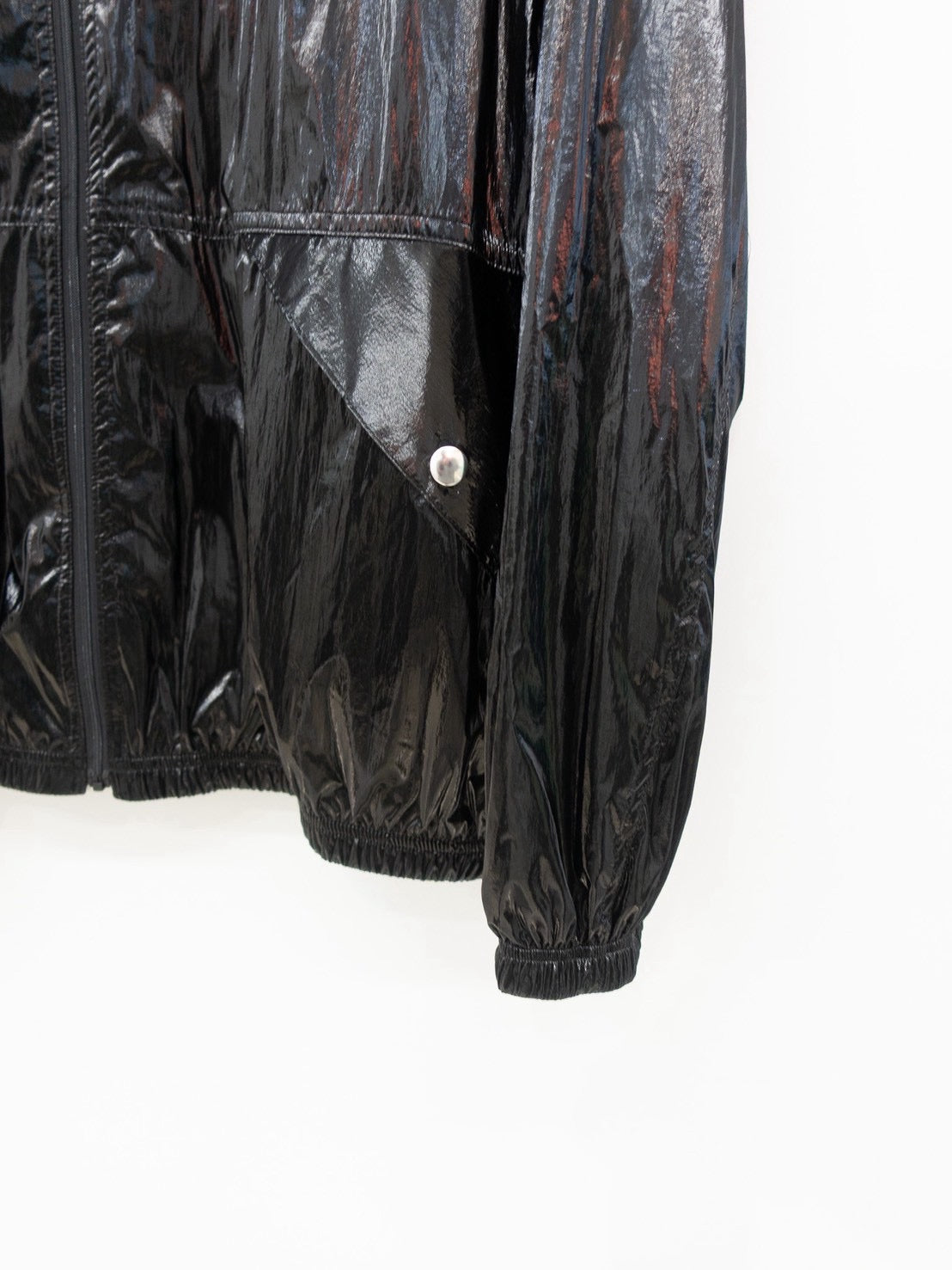 "ICON" / BLACK