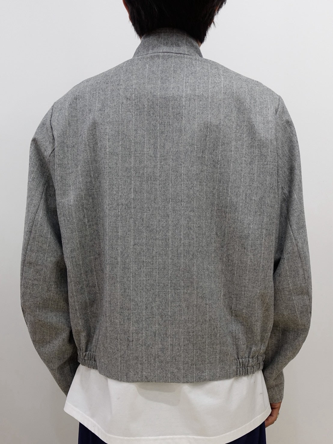 "FLOW" / GREY