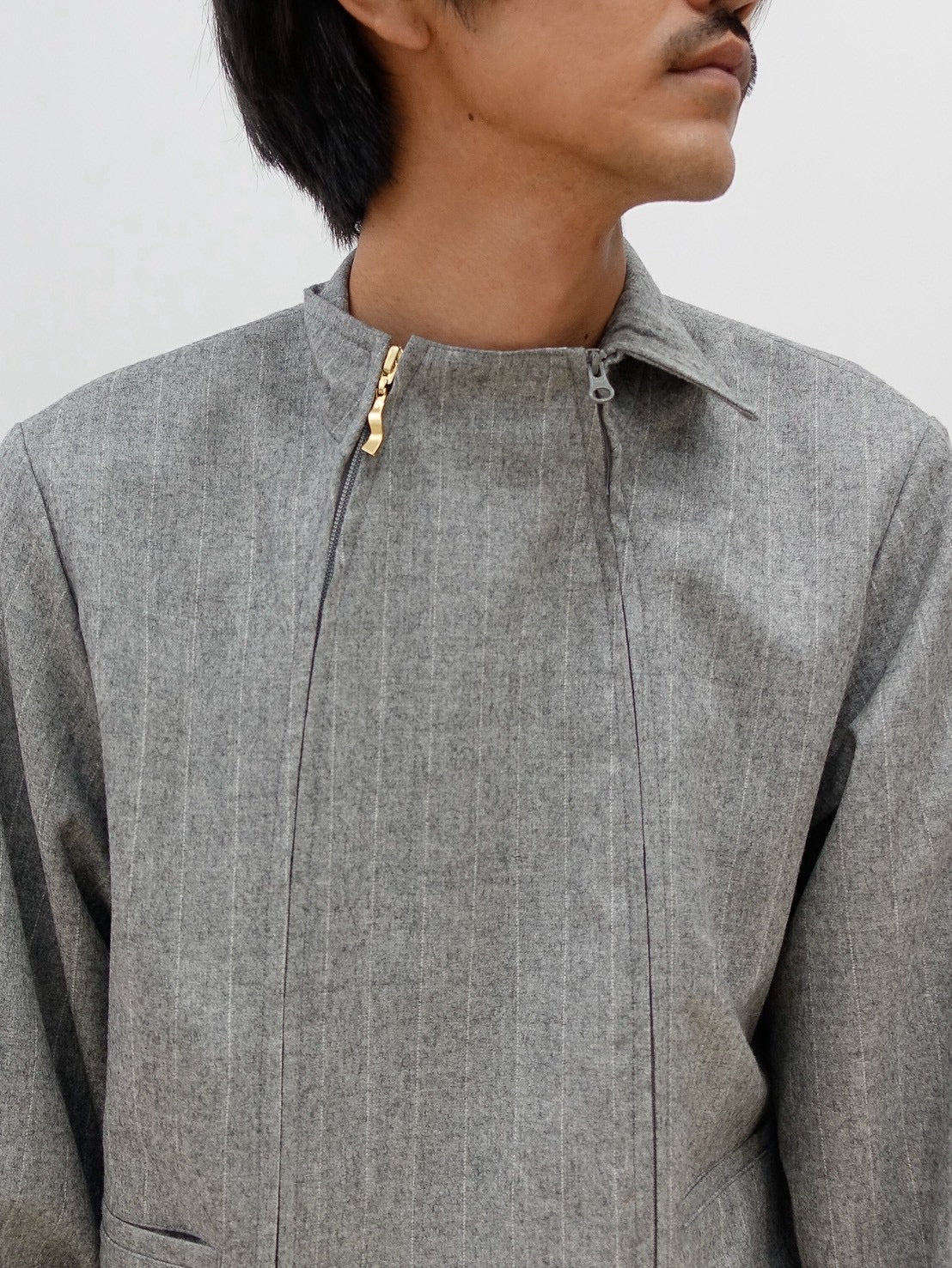 "FLOW" / GREY
