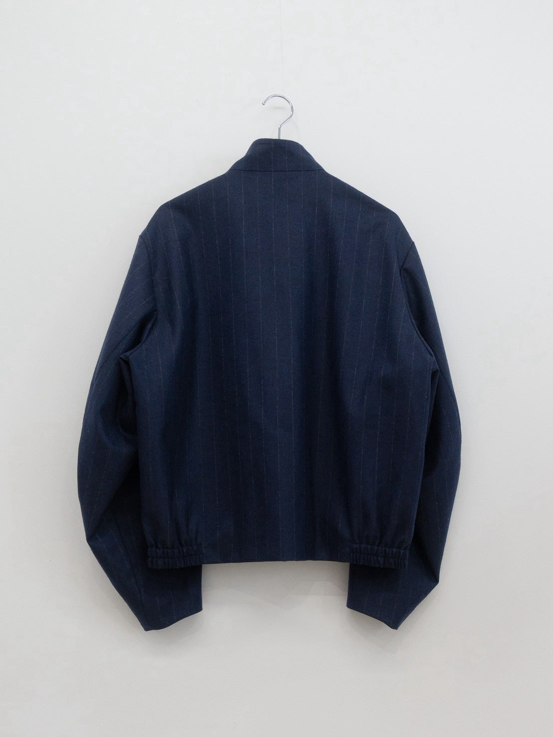 "FLOW" / NAVY